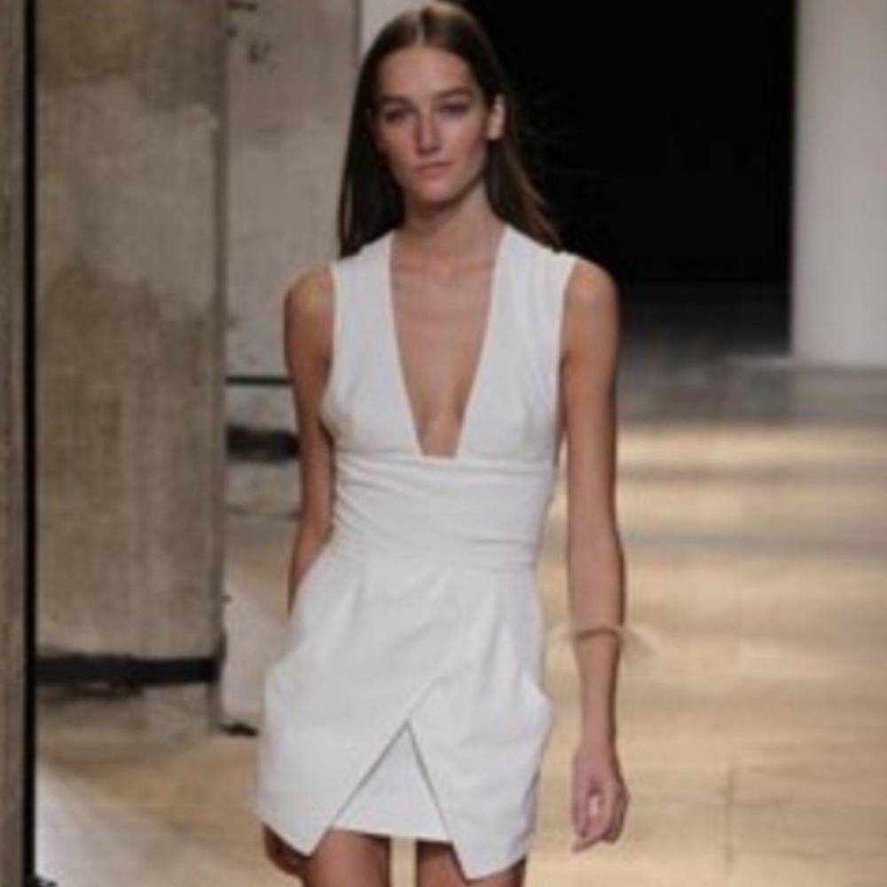 Isabel Marant Elegant White Sleeveless Dress Size 40